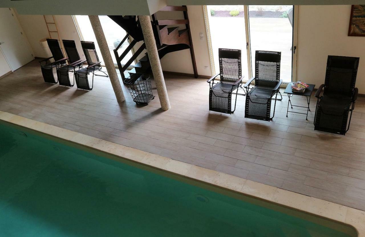 Gite Jet D'Eau Avec Piscine Interieure 30 Minutes Versailles Montainville  Exterior photo