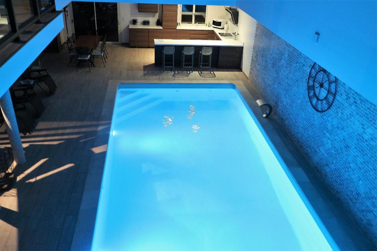 Gite Jet D'Eau Avec Piscine Interieure 30 Minutes Versailles Montainville  Exterior photo
